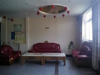 Jinzuan 100 Holiday Hotel Qufu Exterior foto